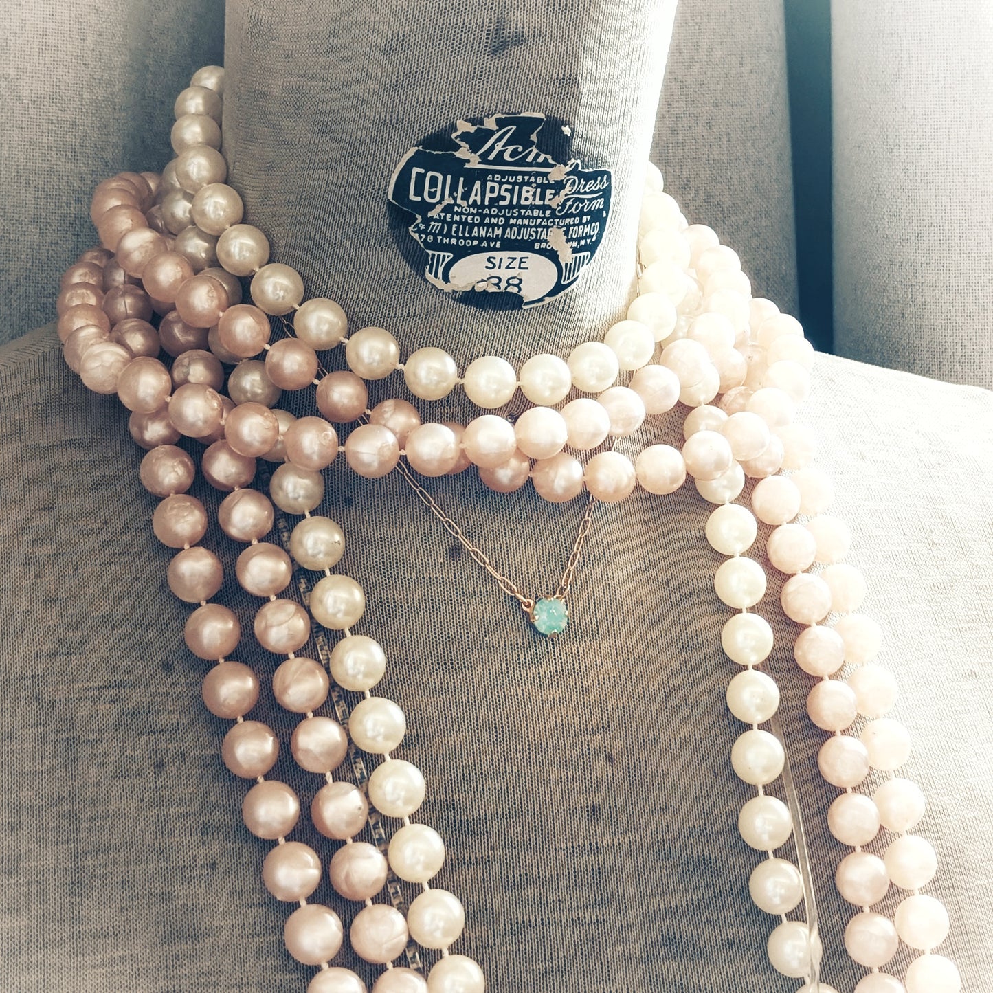 Vintage Rhinestone Necklace - Clear Rivoli