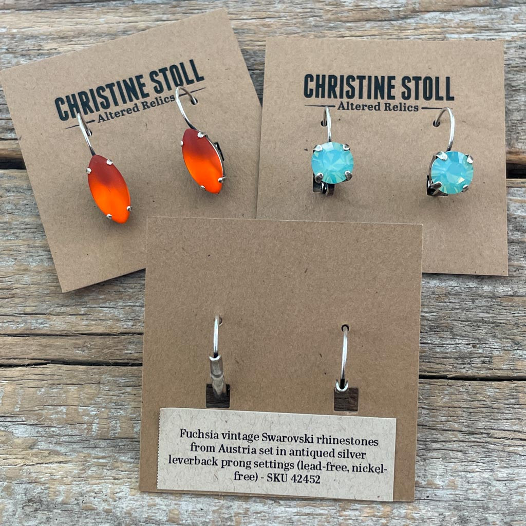 Vintage Glass Earrings - Frosted Hyacinth Leverback