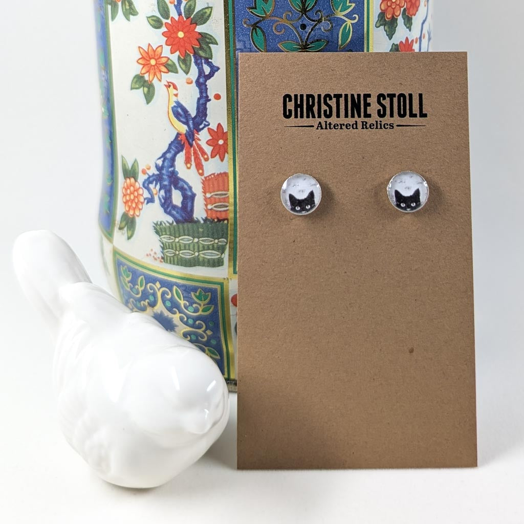 Peeking Peekaboo Cat Post Earrings - Lucky Cat