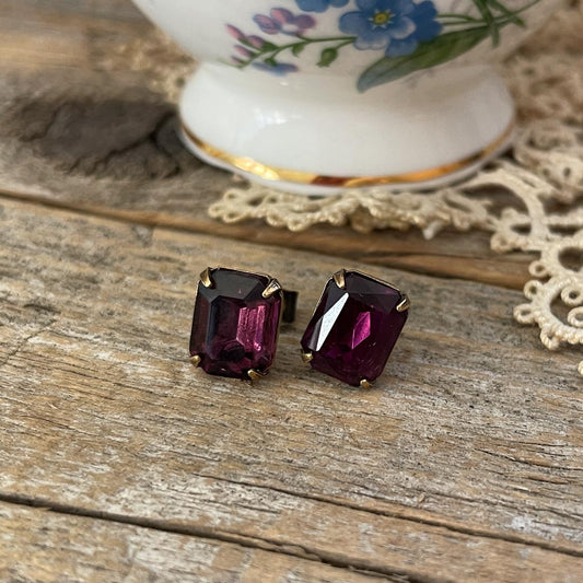 Vintage Glass Post Earrings - Amethyst Purple