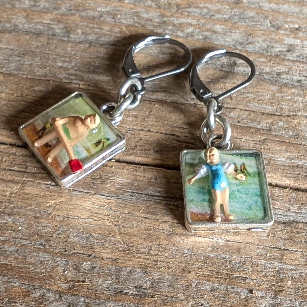 Life's a Beach Earrings - Sand Angels