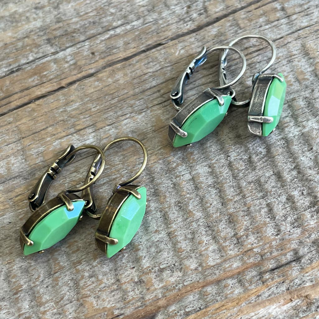 Vintage Glass Earrings - Opaque Apple Green Leverback