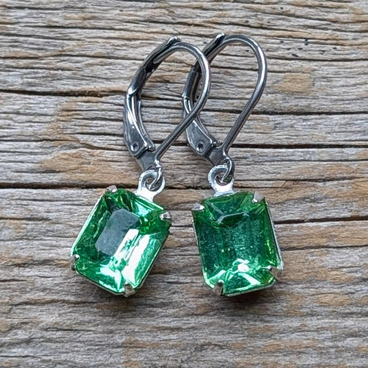 Peridot Green Vintage Rhinestone Earrings