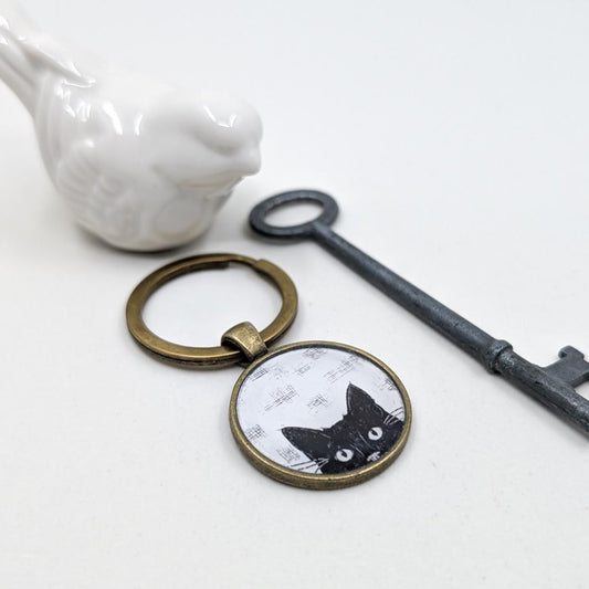 Peeking Peekaboo Cat Keychain - Lucky Cat