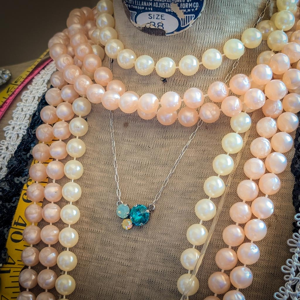 Vintage Rhinestone Cluster Necklace - Pacific Shore
