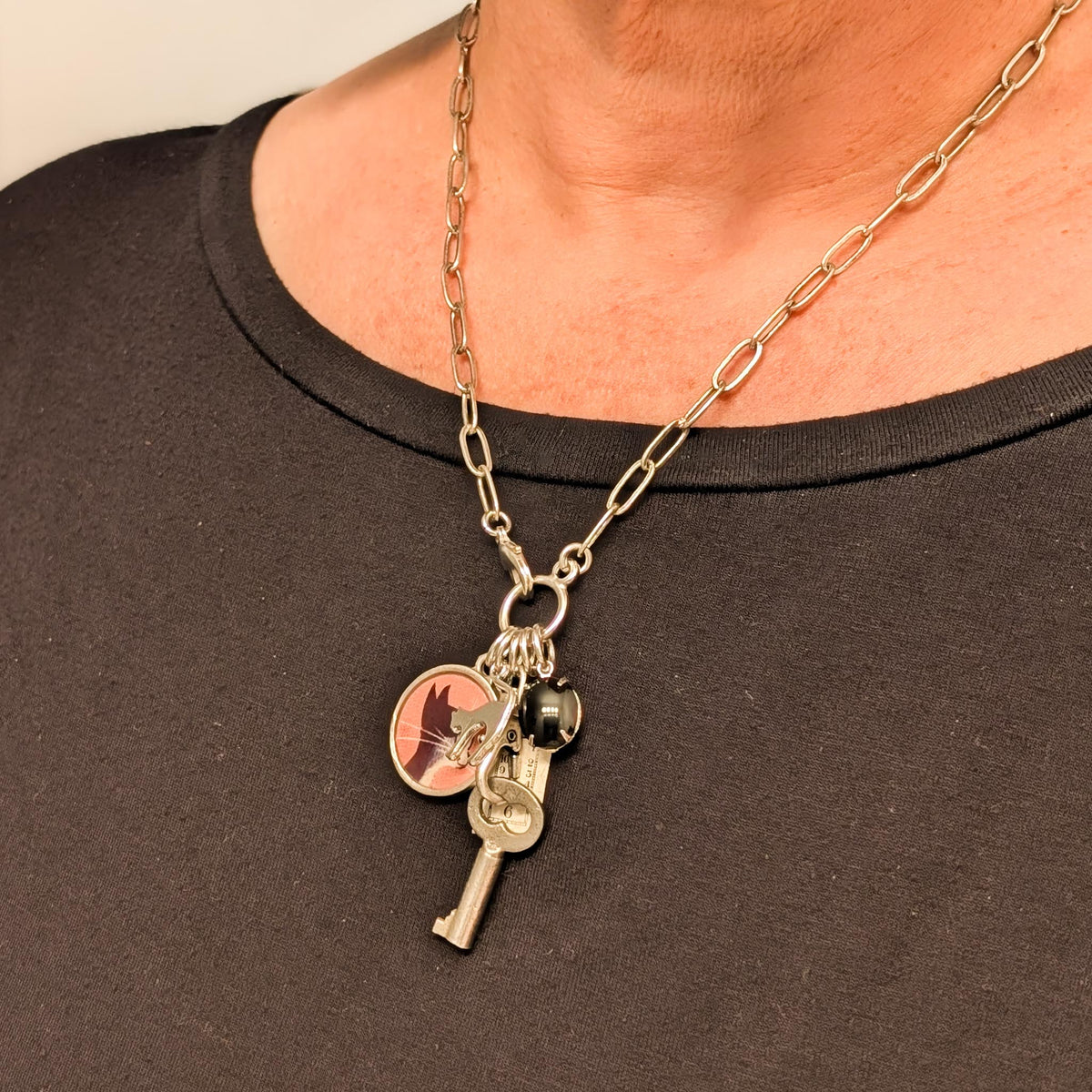 Sassy Cat Necklace - Cat Treasures