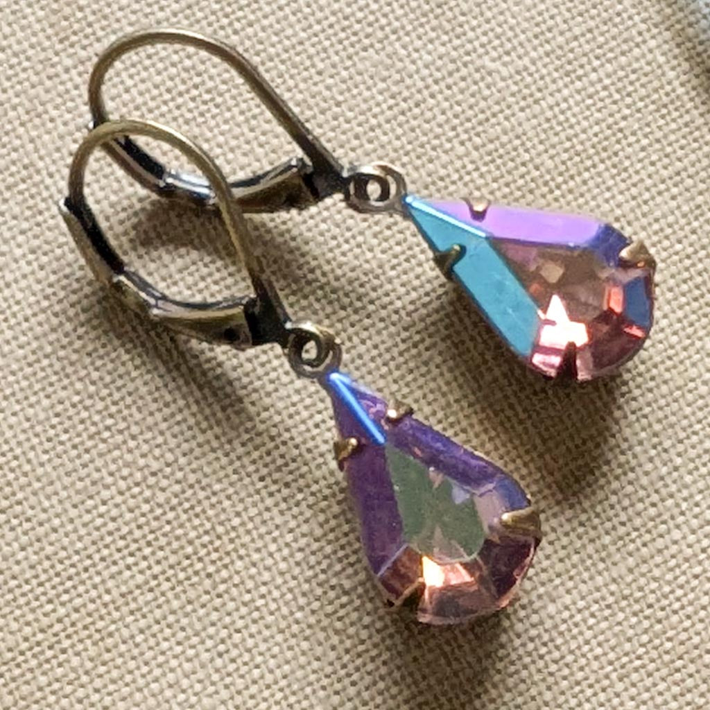 Light Amethyst Purple AB Vintage Rhinestone Earrings