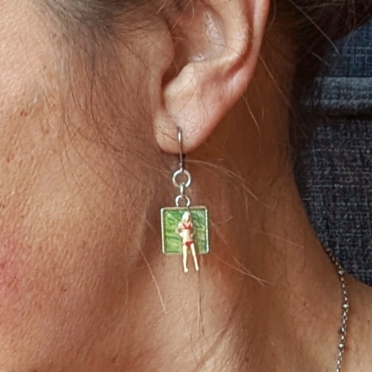 Life's a Beach Earrings - Surf and Sun