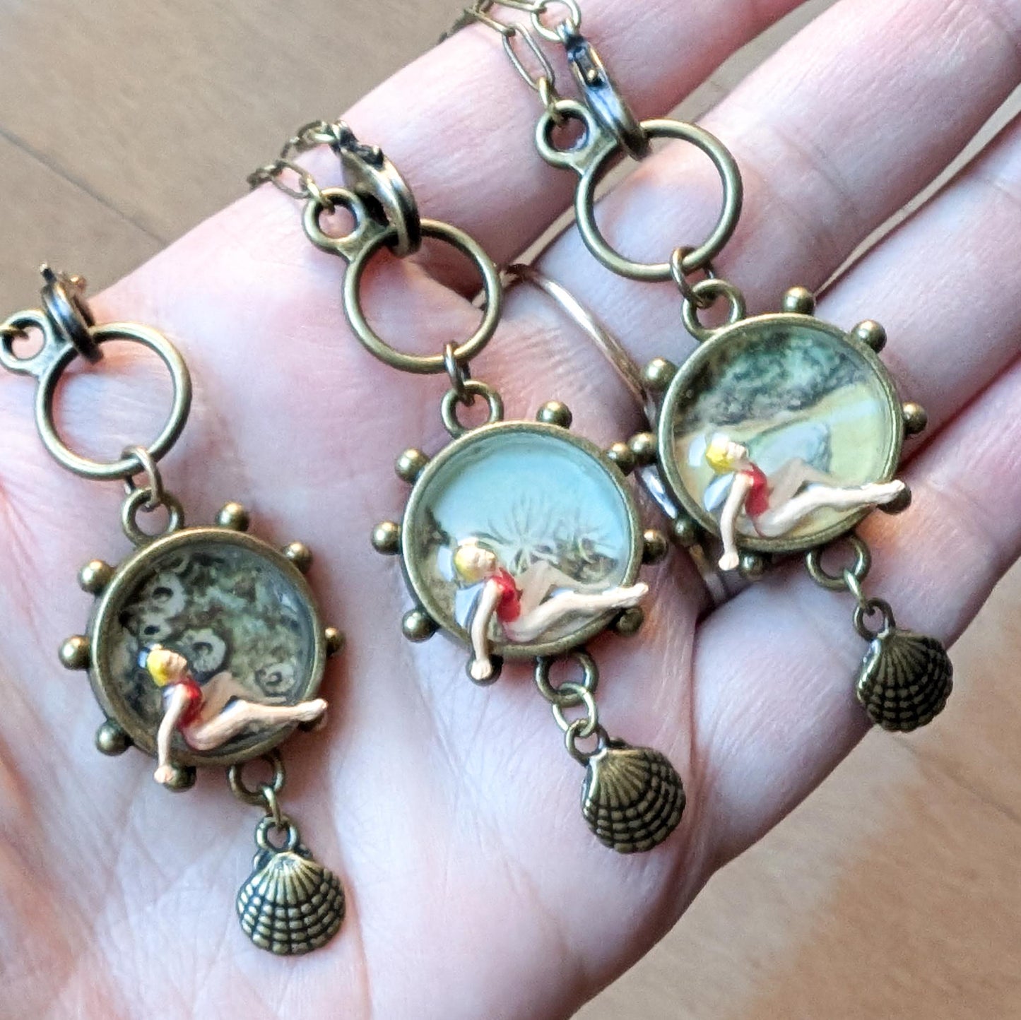 Life's a Beach Necklace - Low Tide Linda