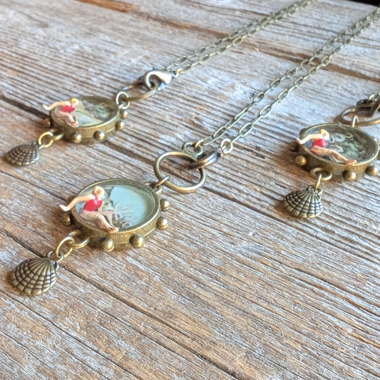 Life's a Beach Necklace - Low Tide Linda