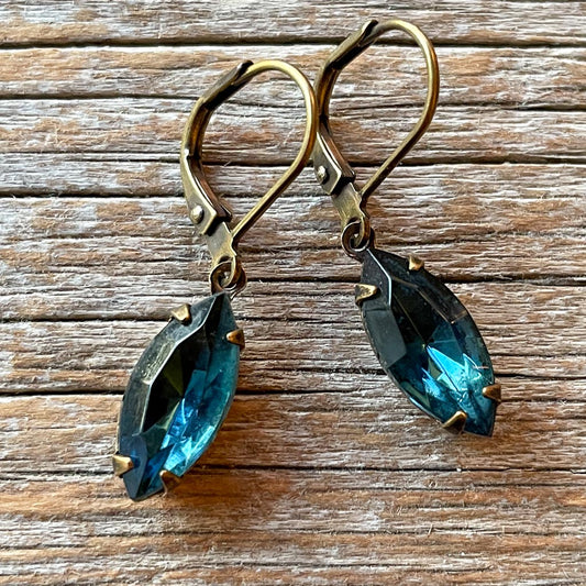 Montana Sapphire Blue Vintage Rhinestone Earrings