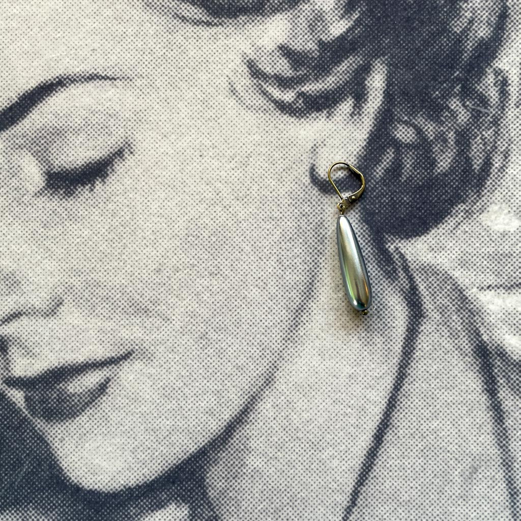 Black Vintage Pearl Drop Earrings
