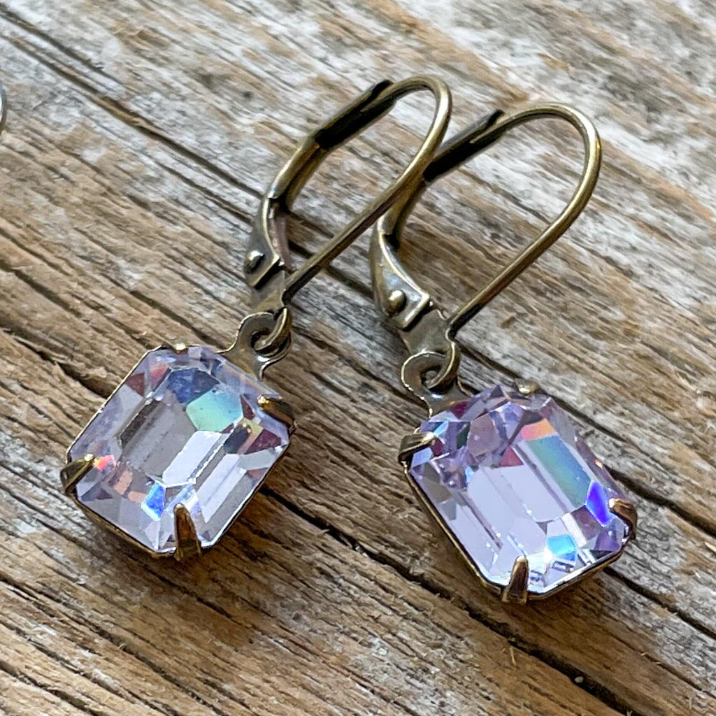 Alexandrite Purple Vintage Rhinestone Earrings