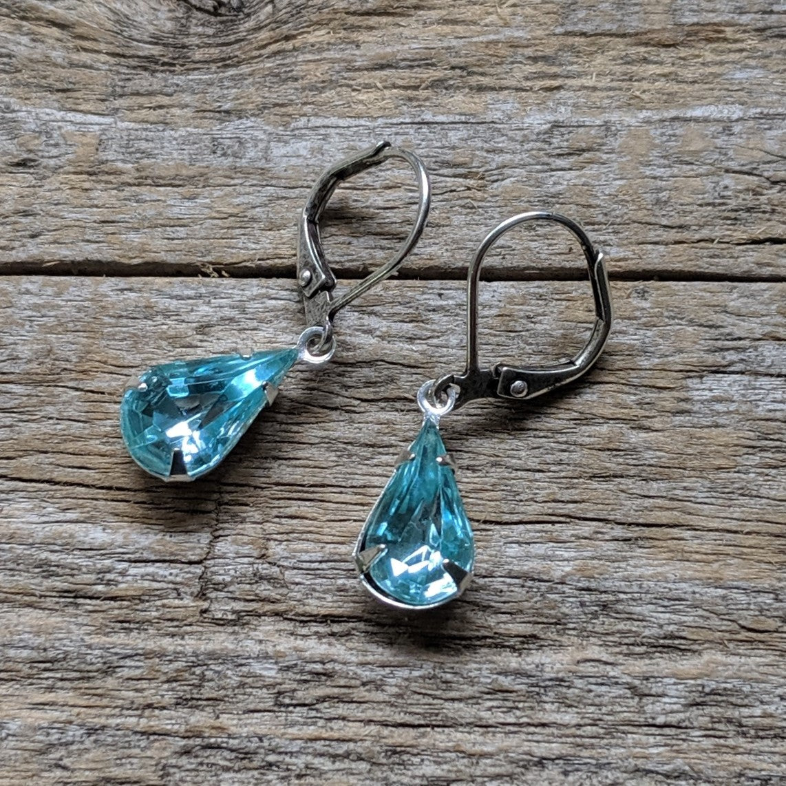 Aquamarine Blue Vintage Rhinestone Earrings