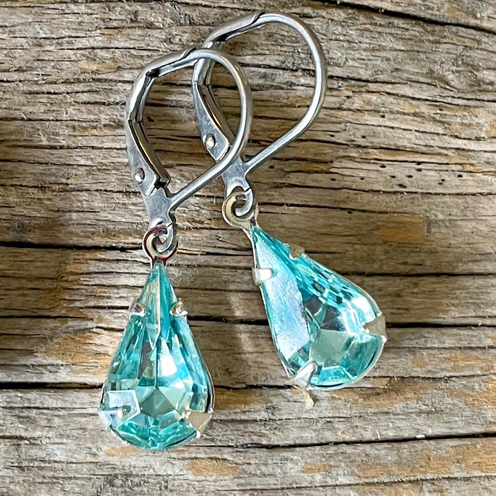 Aquamarine Blue Vintage Rhinestone Earrings