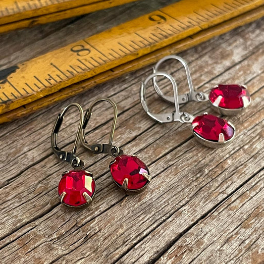 Light Siam Red Vintage Rhinestone Earrings