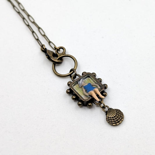 Life's a Beach Necklace - Betty at the Beach