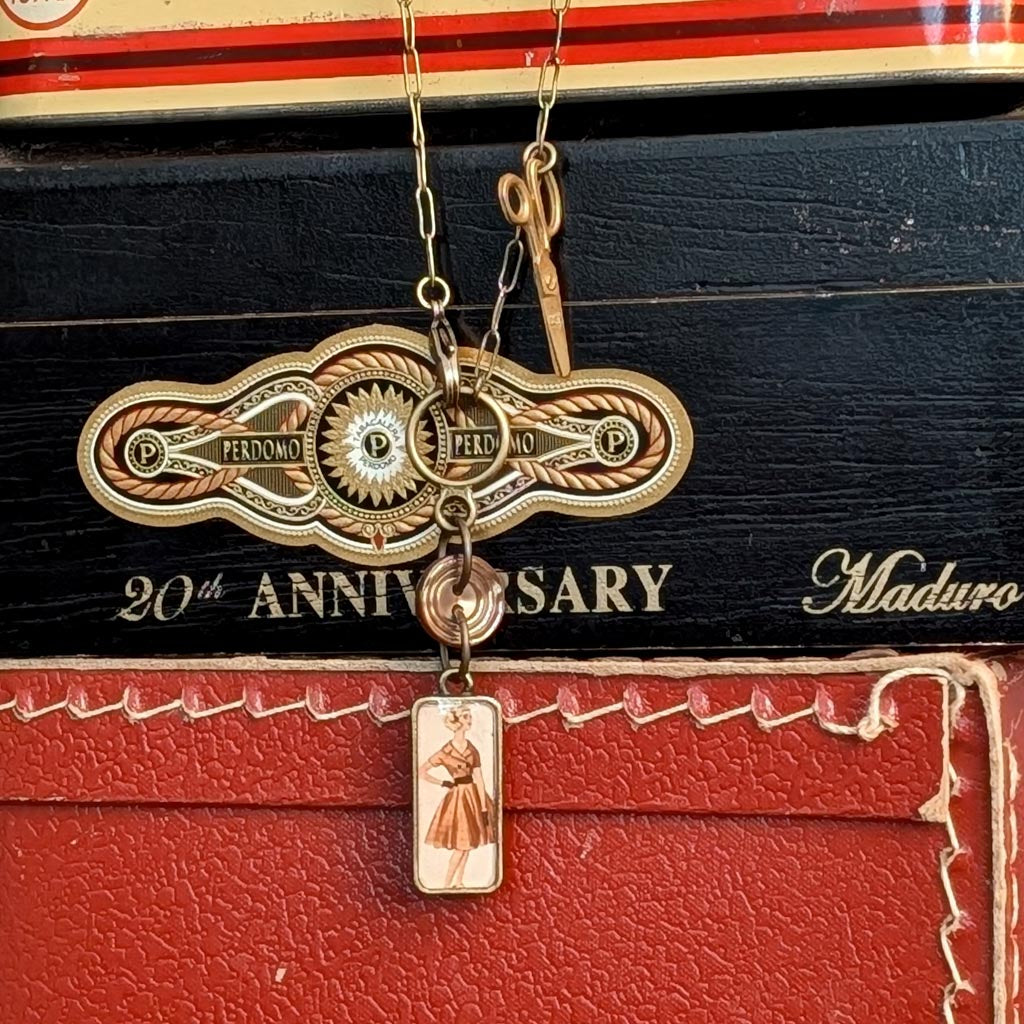 Sew Be It Vintage Pattern Necklace