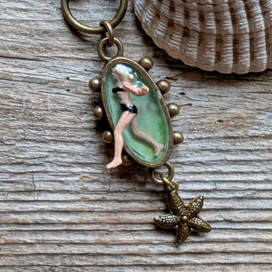 Life's a Beach Necklace - Surf Skipping