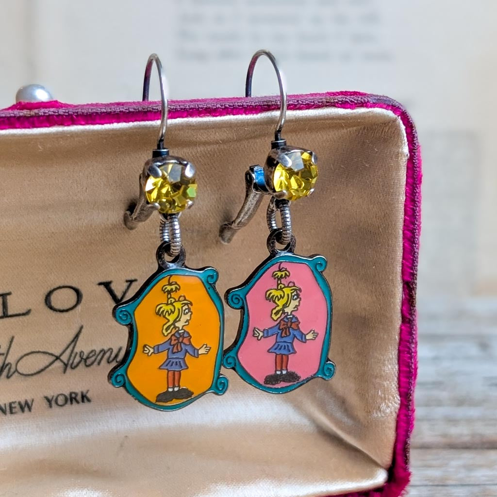 Grinch Limited Edition Earrings - Cindy Lou Who