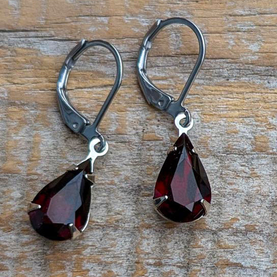 Garnet Red Vintage Teardrop Rhinestone Earrings