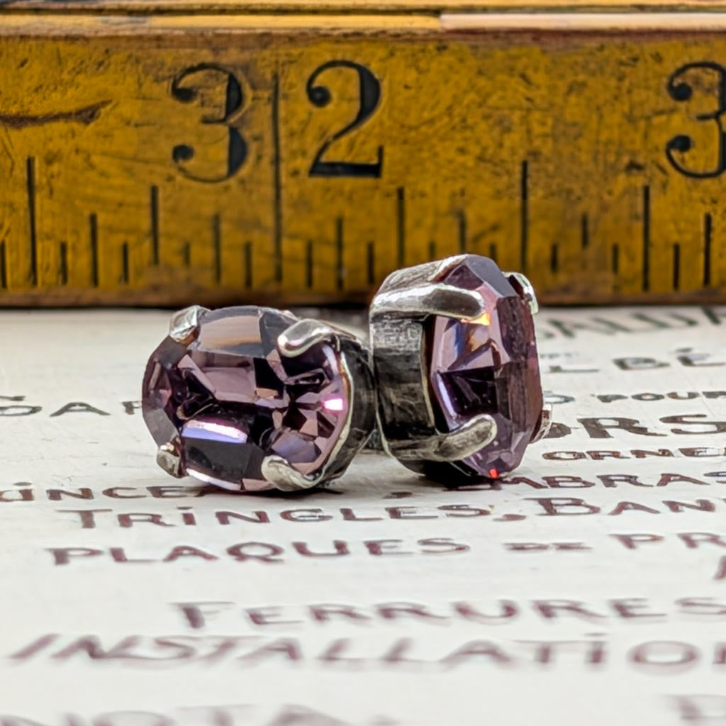 Vintage Rhinestone Post Earrings - Light Amethyst