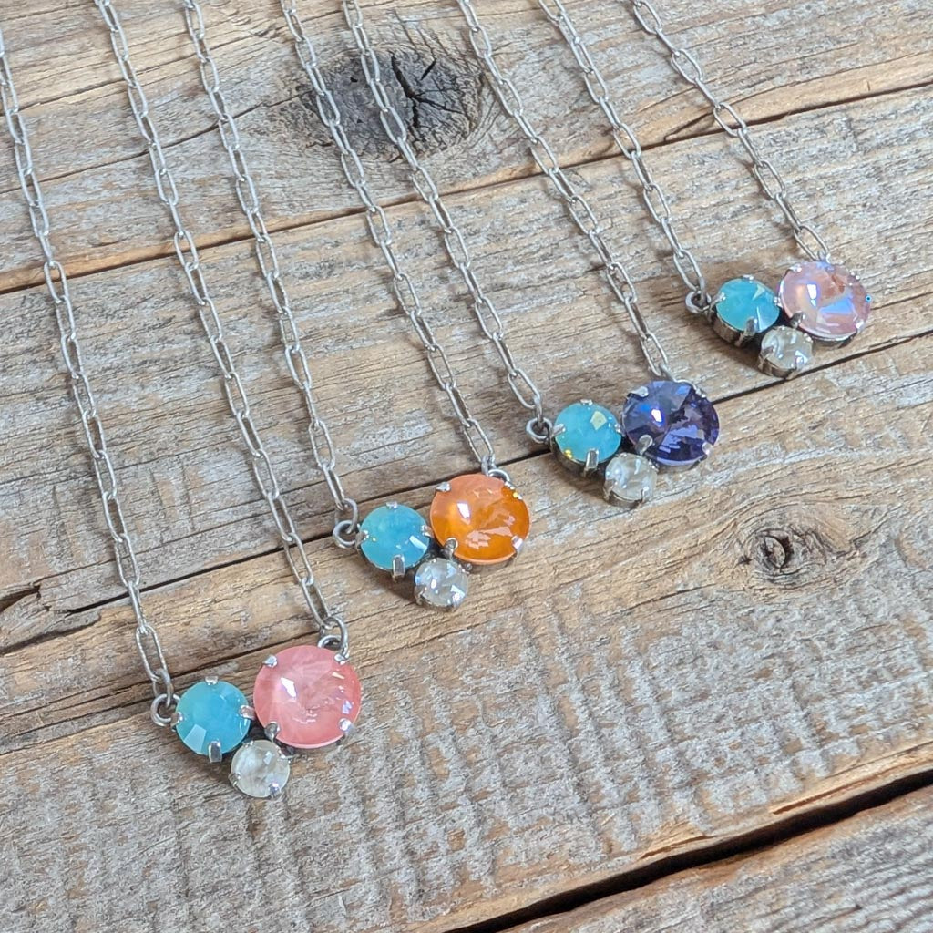 Tide Pool Rhinestone Cluster Necklace :: Crab