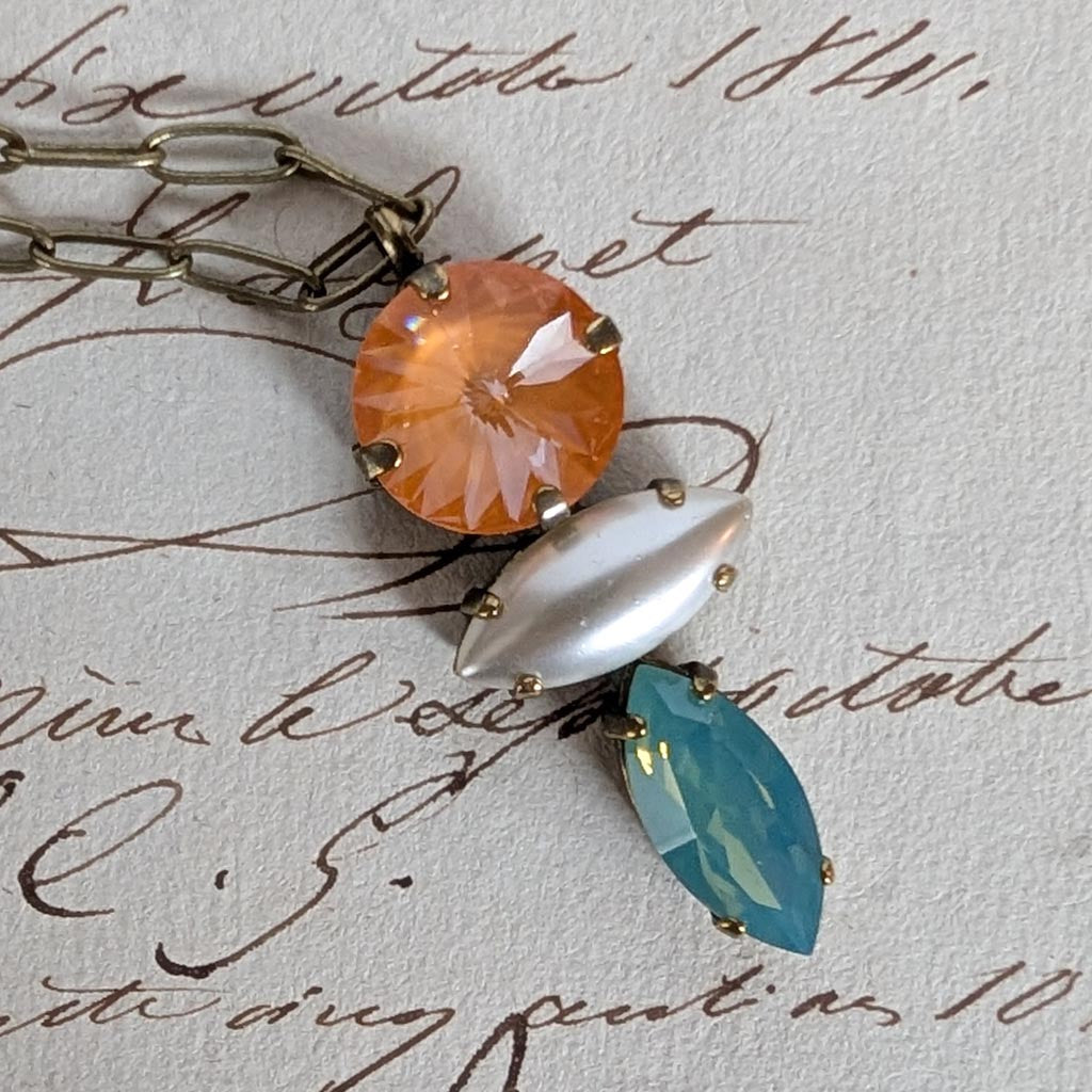 Tide Pool Rhinestone Stack Necklace :: Crab