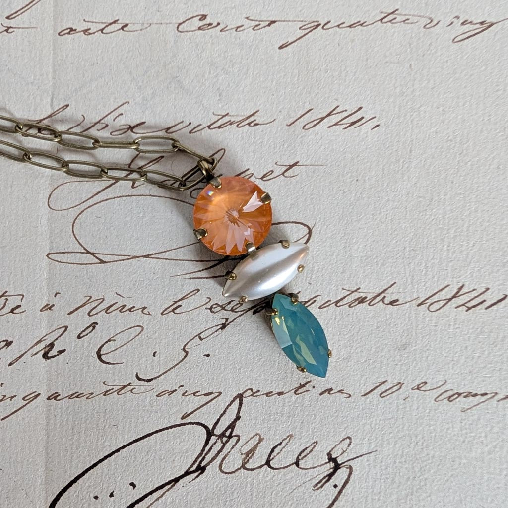 Tide Pool Rhinestone Stack Necklace :: Crab