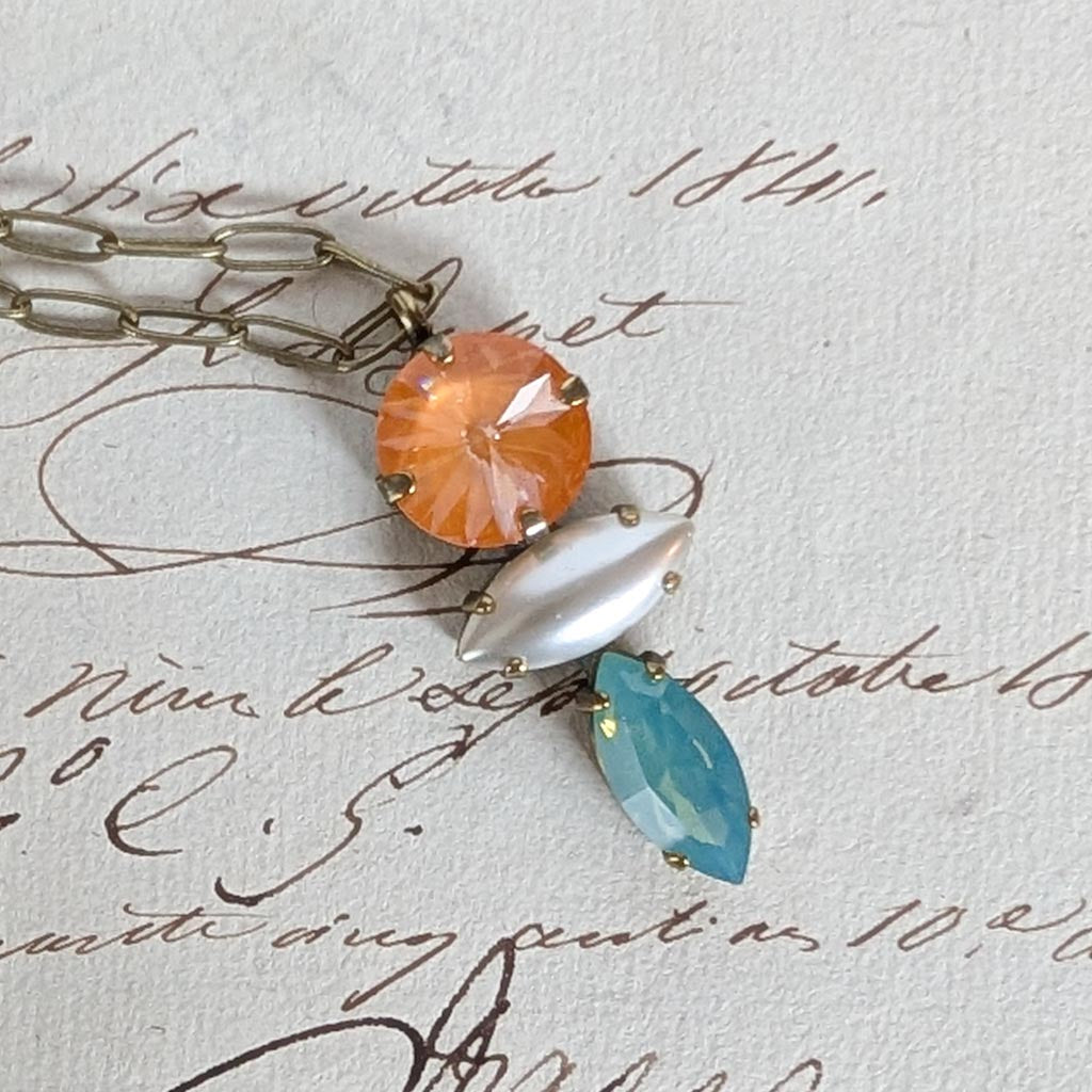 Tide Pool Rhinestone Stack Necklace :: Crab